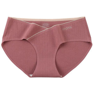Premium Seamless Low Waist Maternity Panties with Optimal Belly Support - Designed for Ultimate Comfort and Confidence during Pregnancy -
