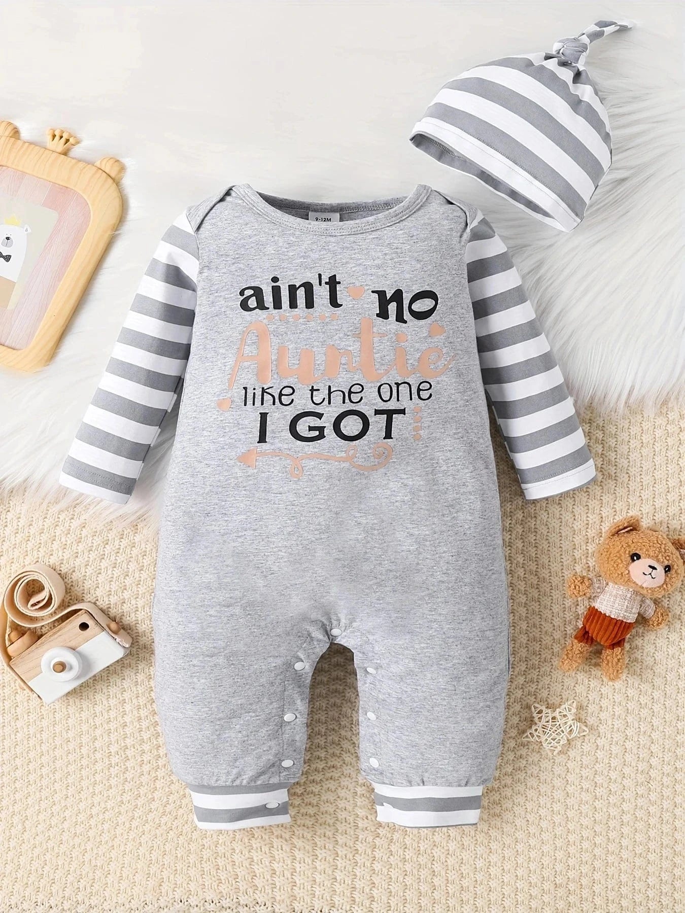 0-18 Months - Baby Boys or Girls 1st Christmas Romper With Hat