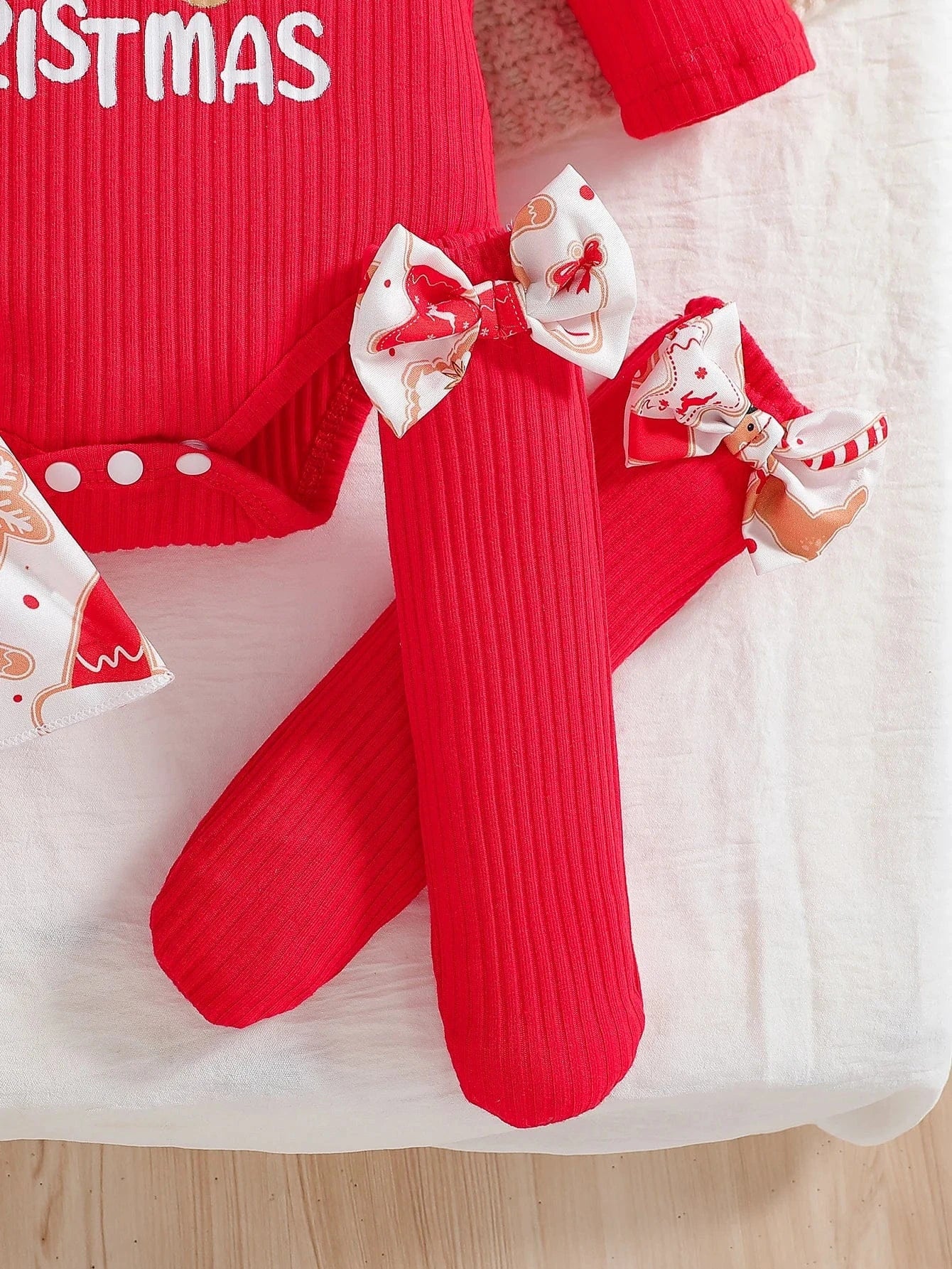 Baby girl cute Christmas Costume with Round Neck and Ruffled Long Sleeved