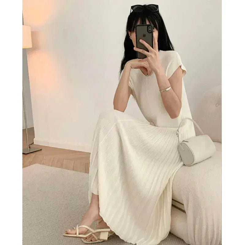 Maternity Knitted Dress with Short Sleeve and V-neck