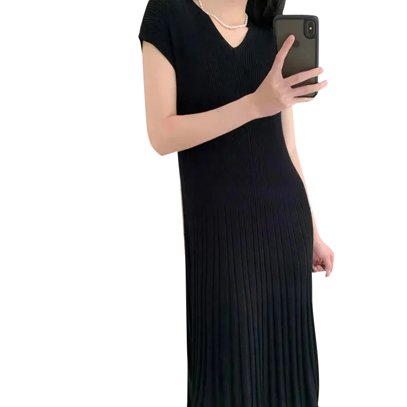 Maternity Knitted Dress with Short Sleeve and V-neck