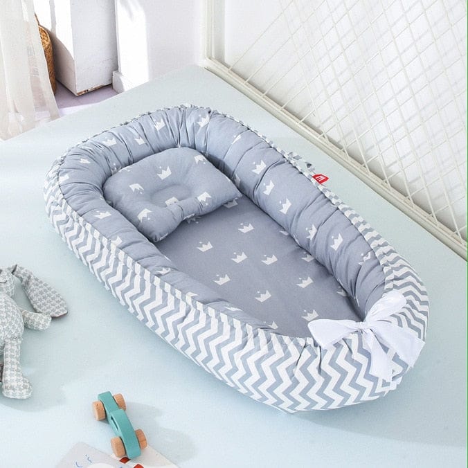 Introducing the Infant Newborn Lounger - The Ultimate Portable Nest for Your Little One: Perfect Baby Gear