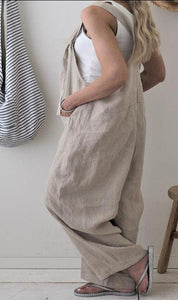 Maternity Loose Pants with Strap Belt and Bib Overalls - Stylishly Comfortable for the Active Mom