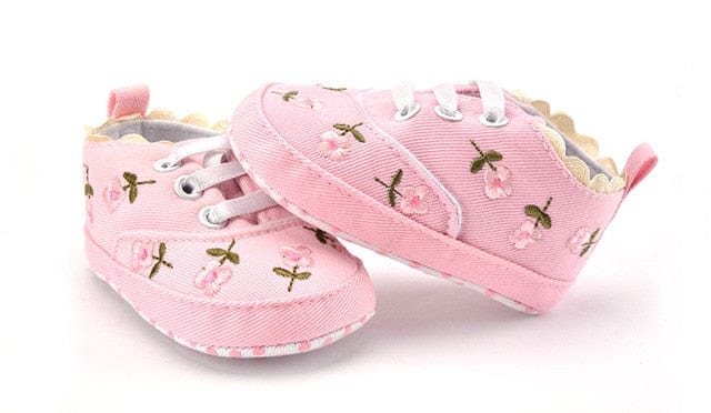 Soft Sole White Lace Floral Embroidered Shoes for Baby Girls – Elegant and Comfortable