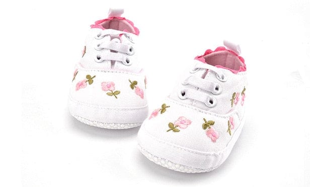Soft Sole White Lace Floral Embroidered Shoes for Baby Girls – Elegant and Comfortable