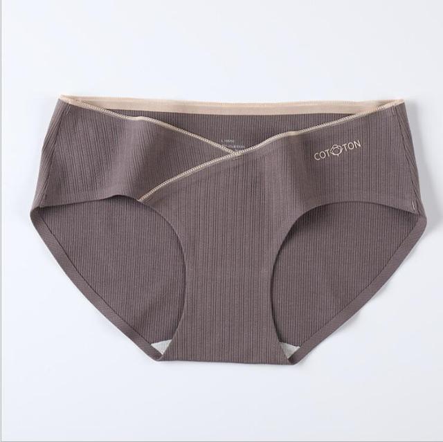 "Seamless low waist belly maternity panties: made of high-quality material, support