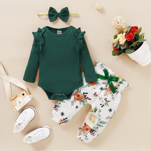 Finest Baby Girl Outfit: Adorable 3-Piece Clothes Set for your Baby Girl